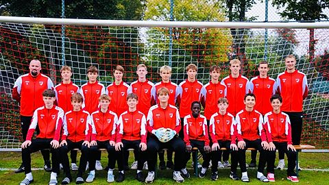 Mannschaftsfoto: B-Jugend (U17) - TSV Alling - Saison Herbst 26