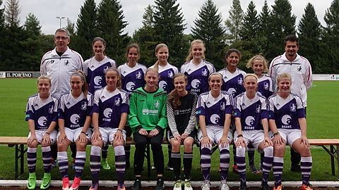 hintere Reihe, v.l.n.r.: Christian, Carina, Dilan, Mia, Liv, Yasmin, Miriam, Markus
vorne, v.l.n.r.: Nicole, Nina, Antonia, Valerie, Pauline, Roxane, Jule, Lisa - es fehlen: Andrea, Celine, Varvara