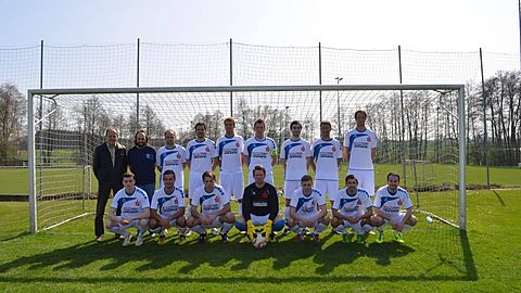 Oben v.l.n.r.: Sedl, Weindl, Mackovic, Steinberger, Ender, Holzberger, Drechsler, Pflantz, Hein
Unten v.l.n.r.: Pfundmeir, Steinhart, Fleischmann, Zerle, Gfrörer, Nitsch, Heim