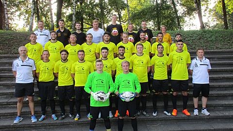 Oben, von links nach rechts: Torwarttrainer Meik Bruß, Tim Bruß, Marius Mikat, Duistin Bednarek, Bastian Bruß, Mike Dzudzek, Marco Branzk, Physiotherapeutin Stephanie Gerigk.

Mitte, von links nach rechts: Marvin Dzudzek, Andre Hrzwiank, Rafael Ernst, Florian Wilhelm, Mehmet Celiktürk, Manuel Viltuznik, Hasip Özer, Said Jungverdorben, Adil Kovanci, 

Vorne, von links nach rechts: Cheftrainer Thomas Grefen, Kay Killinger, Aydin Ökmen, Hasan Dogan, Muhammed Ayaz, Orkan Güclü, Marcel Krause, Orkay Güclü, Baris Celiker, Co-Trainer Dirk Scholz.

Unten: Bastian Danziger, Philipp Peitgen.

Es fehlen: Christoph Brzezinski, Sebastian Englert, Kadir Günes, Oktay Kirli, Betreuer Karl Schupfner.