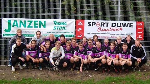 Hintere Reihe von Links: Co-Trainer Tim Stein, Michael Kobe, Patrick Voigt, Moritz von Wagenhoff, Keke Schleibaum, Thomas Grunau, Lutz Kohlburg, Markus Steinbild, Michael Schwienhorst, Christian Schultewolter, 
Vordere Reihe von Links: Trainer Rüdiger Heidt, Junis Mustafa, Felix Pankrath,Daniel Schultewolter, Tim Klinke, Ronan Morris, Daniel Doerk, Muck-Arne Krämer, Jan-Marten Brunink, Hans-Herman Hunfeld, Christoffer Spieß
Es fehlen: Paul Domagalski, Andre Kösters, Andreas Kottkamp, Jacob Mason, Simon Wedemeyer, Pier-Matteo Ganseuer, Markus Reike, Patrick Kalmer