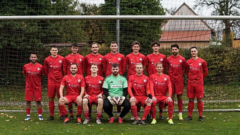 Hintere Reihe v.l.: Domenico-Antonio Prencipe, Jakob Häußler, Dorian Grau, Felix Häußler, Marcel Crljic, Moritz Müller, Nick Grimm, Angelo Colletti, Oliver Stegmeier

Vordere Reihe v.l.: Fabian Berroth, Niklas Zick, Fabio Leopardi, Manuel Rupp, Alexander Seitz