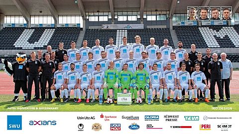 Hintere Reihe von links: Co-Trainer Sven Ackermann, Betreuer Jakob Braun, Felix Hörger, Johannes Reichert, Claus Bückle, Thomas Rathgeber, Florian Krebs, Vinko Sapina, Benjamin Sturm, Antonio Pangallo, Alper Bagceci, Betreuer Robin Ott, Physiotherapeut Roland Bosch

Mittlere Reihe von links: Sportlicher Leiter Lutz Siebrecht, TW-Trainer Guido Zawichowski, Deniz Bihr, Tino Bradara, Christian Sauter, Janik Michel, David Braig, Lennart Ruther, Pascal Reinhardt, Olcay Kücük, Manuel Hegen, Physiotherapeut Tim Gulde, Betreuer Lucca Fundel, Betreuer Kevin Klein, Sicherheitsbeauftragter Werner Schmitt

Vordere Reihe von links: 	Maskottchen Jack, Cheftrainer Stephan Baierl, Co-Trainer Thomas Werk, Timo Barwan, Denis Werner, Gianluca D‘Onofrio, Fabian Gondorf, Kevin Birk, Holger Betz, Mustafa Özhitay, Felix Nierichlo, Luca Graciotti, Stjepan Saric, Lukas Glade

Es fehlen: Co-Trainer Tobias Flitsch, Pierre Fassnacht, Ndriqim Halili, Marco Koch, Volkan Celiktas