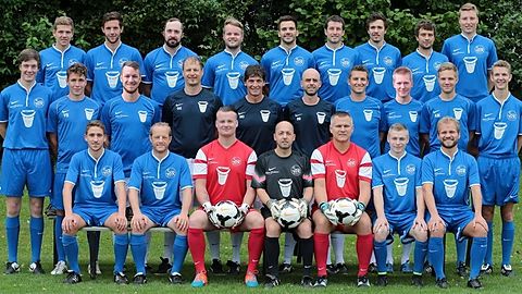 Hintere Reihe von links: Thomas Sulzer, Kilian Gmeiner, Johannes Wetzer, Bastian Glas, Hendrik Mückenheim, Mathias Glas, Philipp Schaule, Robert Magerl, Michael Ritschka
Mittlere Reihe von links: Alex Doser, Valentin Schaule, Manuel Waldmann, Betreuer Gerhard Gropper, Trainer Michael Doser, Co-Trainer Bernhard Bufler, Jürgen Enderle, Daniel Moser, Andre Möslang, Tobias Mayr
Vordere Reihe von links: Markus Seitz, Michael Schmalholz, Christian Hamatschek, Daniel Maier, Andreas Hahn, Nicolas Bertele, Christian Geiß