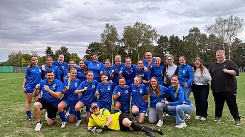 Mannschaftsfoto: Frauen - 1. Mannschaft - TuS Blau-Weiß Königsdorf - Saison 26/27