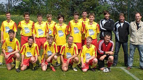 stehend: Graf Christian(Abgang DJK Eichelberg I), Hörmann Alexander, Mirbeth Stefan, Dietl Denis, Kurzendorfer Markus, Achhammer Tobias(SpVgg Willenhofen I), Hierl Patrick, Jackl Daniel(SpVgg Willenhofen I), Harteis Robert, Reinwald Christian (Trainer), Schaller Klaus (Betreuer)

kniend: Frank Philipp, Meier Tobias (SpVgg Willenhofen I), Reinwald Tobias (SpVgg Willenhofen I), Ernsberger Markus (Abgang DJK Eichelberg I), Bauer Daniel (Abgang SV Lupburg I), Zitzelsberger Matthias

es fehlen: Öttl Christian, Wörner Robert, Selch Christian, Ziegaus Roland, Ferstl Christoph, Meier Maximilian, Paulus Sebastian, Paulus Manuel, Harteis Manfred, Schels Alexander