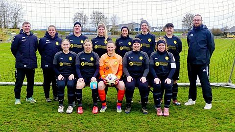 Mannschaftsfoto: Frauen - 1. Mannschaft - SV Ölkofen - Saison 25/26