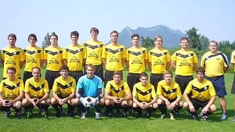 hinten von links: Co-Trainer Christian Maier, André Michels, Mario Glas, Maximilian Degenhard, Daniel Kille, Wolfgang Dodel, Christian Bachlberger, Alexander Elsner, Michael Urlbauer, Ralf Merk, Betreuer Roland Rau, Trainer Bernhard Scherer;

vorne von links: Michael Kofler, Christopher Hartmann, Robin Berger, Lothar Jauernig, Wolfgang Schneider, Manuel Fischer, Manfred Rinninger, Ferdinand Zeilinger;

es fehlen: Michael Aurbacher, Emanuel Berger, Alexander Dietrich, Yunus Dinc, Karl Kögel, Marc Michels, Christian Nothelfer