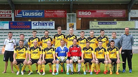 Hinten stehend von links: Sportlicher Leiter Roland Dachauer, Betreuer Manuel Wagner, Michael Treml, Zdenek Hanzlik, Michal Berenreiter, Michael Reiner, Philipp Fischer, Philipp Stelzl, Zoltan Ambrus, Betreuer Max Laumer, Trainer Darius Farahmand
Vorne sitzend von links: Johannes Ederer, Sebastian Niebauer, Johannes Hintereder, Lucas Bindl, Andras Kristoffy, Simon Dirnberger, Patrick Kienberger, Emiliano Plaku
Es fehlen: Robert Bogdan, Betreuer Herbert Holzer