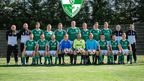 Dankeschön an Constanze (https://liebesbildphotography.com/) fürs "Schießen" unseres Mannschaftsfotos!!!