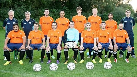 Stehend von links: Trainer Detlef Langold, Betreuer Georg Renk, Eren Özdemir, Murat Bilge, Matthias Pülz, Kai Wohner, Demir Cali, Betreuer Artur Koch.
Vorne von liunks: Emre Dogru, Hüsnü Karanthai, Ahmet Bayar, Oliver Brandner, Wladi Martin, Johann Strauch und Ferdi Cali.
Auf dem Bild fehlen: Steven Dauer, Tayyip Tas,Nils Renk und Cihan Yerebakan.