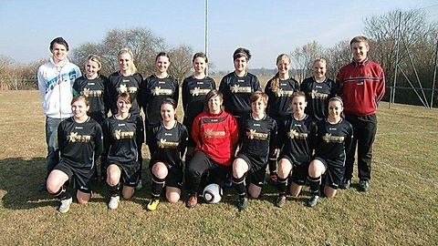 stehend: Christoph Stocker, Simone Troidl, Lisa Kattenbeck, Maria Fellner, Veronika Hierlmeier, Theresa Schneider, Alexandra Kerscher, Carina Kumpfmüller, Michael Seidinger.
knieend: Christina König, Julia Dallmeier, Katharina Senft, Sabine Apel, Julia König, Theresa Röckl, Julia Lehner