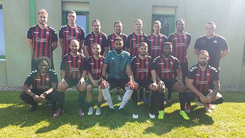 Die 1. Herrenmanschft vom DJK Sportbund München Ost