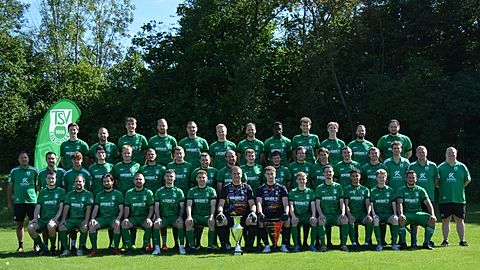 Das gesamte Team der Aktiven des TSV Böbingen 1906 e.V.
Bezirkspokalsieger 2024!