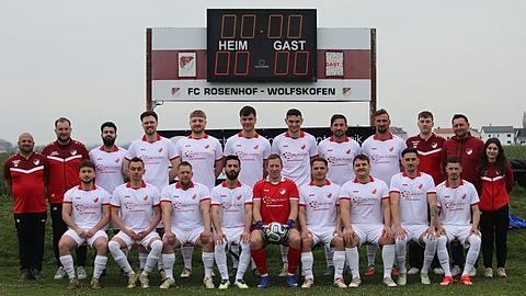 Mannschaftsfoto: Herren - 1. Mannschaft - FC Rosenhof-Wolfskofen - Saison 25/26