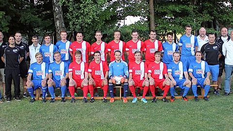 vorne v.l.
Christof Schäfer (SpA-Vors.), Thomas Roos (Trainer II. Mannschaft), Fabian Schmitt, Christian Schork, André Allabar, Mike Grimm, Lukas Schork, Luca Schmitt, Patrick Galm, Jens Plakinger, Bernd Schwing

hinten v.l.
Harald Kielmann (Presse- und Öffentlichkeitsarbeit), Arne Kielmann (Trainer I. Mannschaft), Klaus Grimm (Trainer II. Mannschaft), Matteo Gramlich (Trainer I. Mannschaft), Johannes Klotz, Sebastian Schuh, Dennis Zimmermann, Silvan Klotz, Simon Schäfer, Jochen Zwarg, Ralf Schmitt, Marcel Schork, Klaus Schork (SpA), Rald Weinmann (1. Vorsitzender), Volker Schmitt (3. Vorsitzender), Fred Link (med. Betreuung), Klaus Brauch-Dylla (SpA, TW-Trainer)