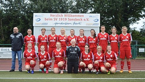 obere Reihe: Trainer Frank Schlarb, Selina Maas, Jasmin Seegewies, Natlina Merani, Coralie Schlarb, Julia Lippert, Vivianne Carpantier, Sophia Merani, Kerstin Raap, Maike Ingenfeld, Christin Küppers.

untere Reihe: Hannah Irkens, Annika Alosery, Carina Zeien, Ann-Kathrin Schlarb, Suzana Malesevic, Stefanie Schlicht, Nadine Baltes.

es fehlen: Julia Meier, Lisa Keichel, Melanie Friedhoff, Denise Trosiner, Janine Lierhaus, Pascale-Melina Schwickert.