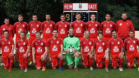 Hintere Reihe: Trainer Thomas Richter, Oliver Wildgrube, Raik Markfeld, Torsten Müller, Christian Richter, Tim Ensmenger, Dominik Vollweider, Mathias Rasenberger, Co-Trainer Ronny Theiß.
Vordere Reihe: Martin Hahn, Andreas Mieth, Paul Strobel, Daniel Fritzsche, Christian Wirl, Sören Penzel, Tommy Klisch, Felix Richter, Hamid Pourjafar.