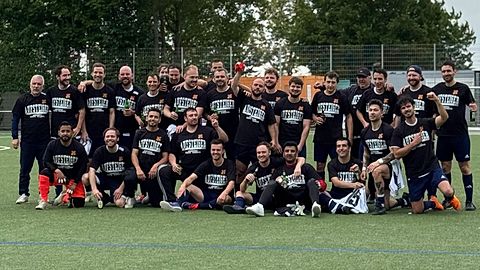 Mannschaftsfoto: Herren - 1. Mannschaft - C.D. Español Wiesbaden - Saison 25/26