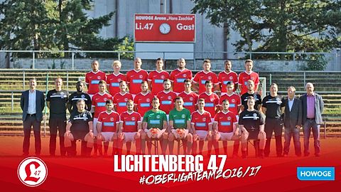 Hintere Reihe von links
Gelicio Banze, Ulrik Lund, Sebastian Reiniger, Domenique Runge, Michael Braune, Thomas Brechler, Kiminu Mayoungou, Max Sielaff
Mittlere Reihe von links
Sportlicher Leiter Benjamin Plötz, Trainer Uwe Lehmann, Co-Trainer Momar Njie, Patrick Jahn, Richard Ohlow, Philipp Grüneberg, Christian Gawe, Tobias Höltge, Marco Heussner, Philip Einsiedel, Co-Trainer Alexander Foth, Torwarttrainer Riccardo Ventura, Organisatorischer Leiter Harald Schumann, Schatzmeister Volker Herholz
Vordere Reihe von links
Betreuer Klaus Schröder, Emre Yildirim, Daniel Wahl, Niklas Wollert, Nico Schienagel, Danny Schulze, Ali Sinan, Physiotherapeut Konstantin Wiebke
Nicht auf dem Foto
Maximilian Schmidt, Moritz Künne