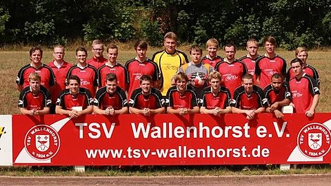 obere Reihe v.l.: Spielertrainer Dirk Nowak, Betreuer Tobias Linke, Andre Fritzsche, Betreuer Dennis Kurth, Tom Daniek, Lukas Wallenhorst, Patrick Huesmann (Tor), Patrick Huesmann (Tor), Marius Horstmeyer, Oliver Schulz, Carsten Crone, Benedikt Kuhlmann, Alexander Benge
untere Reihe v.l.: Dennis Walter, Pascal Buchal, Maximillian Boberg, Mario Kicker, Tim Brüggemann, Marius Nieberg, Tobias Prawitz, Pierre Winter, Javier Sanchez Gil