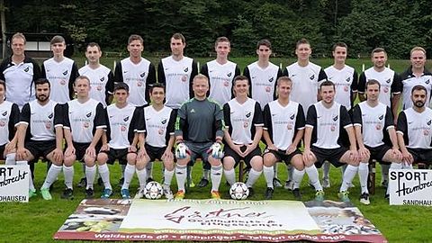 Hinten v.l.: Betreuer T. Oppitz, 1. Vorsitzender M. Benz, Schüssler, Bloch, Limberger, Maier, Marcel Molitor, Hendreich, Bulling, Marco Molitor, Wegmann, SpA Leyrer, Trainer Gunter Brand

Vorne v.l.: Vijulie, Fistikci, Reschka, Gurjidze, Graf, Rudy, Ackermann, Duvnjak, Rehse, Benz, Kilic