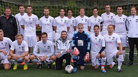 Hintere Reihe von links nach rechts: Christian Lammerich, Trainer Christoph Klein, Jonas Niebel, Alexander Heller, David Stricker, Tomi Bilogrevic, Christian Gabel, Marcel Grund, Mario Schütz, Patrick Menninger, Admir Kruja, Maximilian Sülzer, Betreuer Jan Ten Hagen

Vordere Reihe von links nach rechts: Max Strack, Danny Günter, Robert Ihne, Michael Noss, Mustafa Kaya, Timo Röttger, Pascal Schneider, Steven Koch