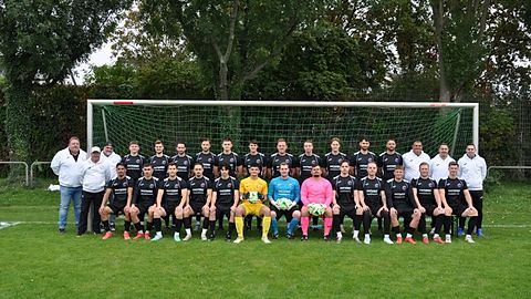 Mannschaftsfoto: Herren - 1. Mannschaft - SKV Sandhofen - Saison 25/26