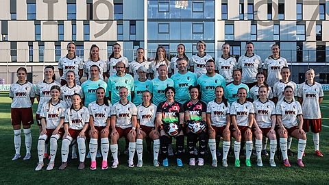 Mannschaftsfoto: Frauen - 1. Mannschaft - FC Augsburg - Saison 26/27