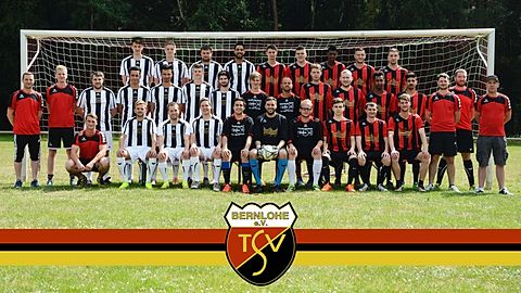 3. Reihe von links nach rechts: Markus Hohenberger, Lennart Pape, Daniel Hopf, Ali Elouaer, Oliver Förthner, Marvin Gugel, Muntazam Umar, Tobias Schwiegerath, Alexander Weibert
2. Reihe von links nach rechts: Trainer Bastian Wening, Michael Hasselbacher, Sascha Obradovic, Martin Nießlein, Markus Nießlein, Mike Zychowski, Renè Walter, Christian Förthner, Georg Meyer, Maximilian Blass, Thomas Pawelka, Nasruu Abdulkadir, Mehmet Gülsen, Oliver Ilmberger, Elias Krahle, Benjamin Piewak,
1. Reihe von links nach rechts: Florian Weber, Viktor Messerle, Matthias Katheder, Stefan Gussner, Yavuz Aydin, Aytug B. Aydin, Alexander Otten, Anil Abay, Tobias Ell, Stefan Satzinger