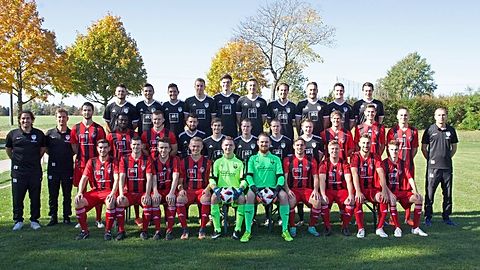 Der Kader der 1. und 2. Mannschaft.