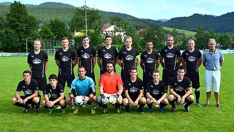 Hintere Reihe v.l.n.r.:
Tobias Ruf (Co-Spielertrainer), Sven Wachsmann, Claudius Schultis, Maximilian Maier, David Storz, Petrit Gashi, Manuel Greve, Daniel Ruf (Spielertrainer), Hubert Kuhn (Torwarttrainer)
 
Vordere Reihe v.l.n.r.:
Daniel Blum, Nico Schmieder, Timo Weber, David Müller, Manuel Burger, Sven Beck, Timo Hildbrand.
 
Es fehlen:
Patrick Pleuler, Florian Klausmann, David Schill, Daniel Weber, Simon Burger, Patrick Schätzle