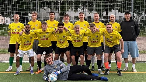 v.l: Jonas Kuntze, Tim Noah Göhring, Yves Buschung, Paul Brräuer, Daniel Kunz, Janne Lauterbach, Paul Zitzmann, Philip Schmuckat 
mittlere Reihe: Zico, Jonas Krellwitz, Sanad, Tobi Ladig, Nils Vogel, Rocko 
vordere Reihe: Leon Kranholdt