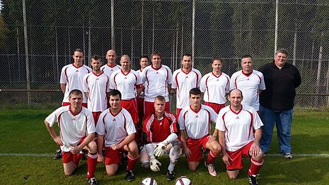 aktueller Mannschaftskader der SG Mandern/Waldweiler II
Aufgenommen beim Kirmesspiel am 19.10.2013