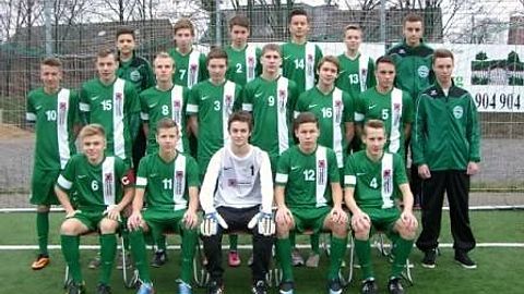 Obere Reihe (v.L.n.R.): Felix Riedel, Julian Schmidt, Joshua Blandfort, Elmir Qazimi, Sebastian Rensinghoff, Sebastian (Bastel) Sieben
Mittlere Reihe (v.L.n.R.): Sebastian (Sebi) Sieben, Thomas Esser, Tobias Wasgindt, Marvin Kaffille, Stefan Szatyko, Maxi Keuter, Lars Clusmann, Dominik Richter
Untere Reihe (v.L.n.R.): Lukas Abels, Enrico Kos, Tobias Offergeld, Lennard Kappertz, Andreas Peters
es fehlen: Alexander Leipertz, Kilian Küpper, Leon Riemenschneider