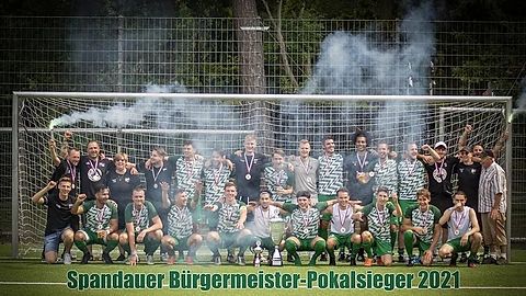 SSC Teutonia nach dem Gewinn des Spandauer Bürgermeister-Pokals 2021