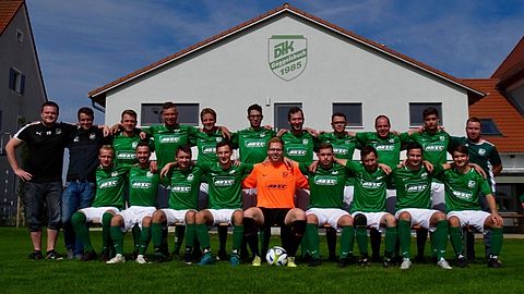 stehend von links: Trainer Tobias Eckner, Betreuer Max Löw, Florian Harrer, Stefan Schmidt, Tobias Fiegl, Christian Dollinger, Thomas Engelmann, Florian Wagner, Michael Kobras, Christoph Schneider, Stefan Muschaweck

sitzend von links: Thomas Endres, Steffen Wägner, Philipp Mederer, Joachim Gerngroß, Florian Hollweck, Bastian Kraußer, Josef Graf, Daniel Schmidpeter, Marius Reichenberger