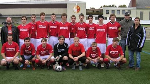 hinten von links: Kröner Benedikt, Haberger Christoph, Reyser Andreas, Marx Benedikt, Kobold Thomas, Brams Stefan, Seidel Matthias, Aumeier Manuel, Hagenberger Florian, Gerndt Fabian(Kapitän), Co-Trainer Meinl Thomas, Trainer Feichtgruber Mario 
vorne von links: Baldauf Felix, Hörmannskirchner Thomas, Niedermeier Simon, Bauer Patrick, Bauer Tobias, Harsch Christian, Grüneis Marco
