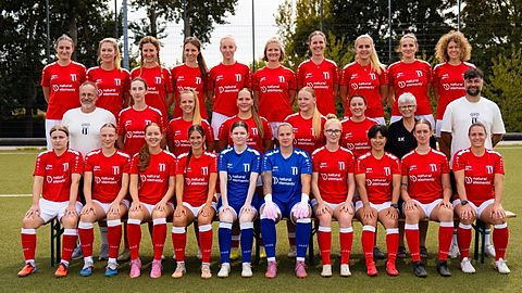 Mannschaftsfoto: Frauen - 1. Mannschaft - CfR Links Düsseldorf - Saison 26/27