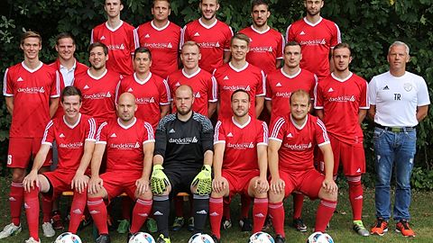 Es fehlen Christopher Wedekind und Christian Theisges.