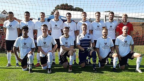 Hinten: Börner, Kayan, Eichorn, Bachschuster, Igert, Raab, Reuter, Neuhäuser T.
Vorne: Santos Do Nascimento, Neuhäuser S., Engelhardt, Jungwirth S., Kamm, Hinderer