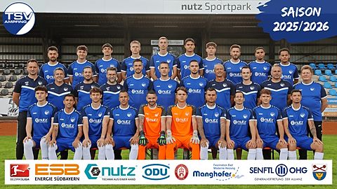 Vordere Reihe von links:
Leon Djimsiti (Rückennummer 4), Bastian Grahovac (27), Louis Stanner (6), Birol Karatepe (10), Domen Bozjak (22), Moritz Löffl (1), Erhan Yazici (9), Michael Steppan (15), Andreas Bobenstetter (17), Thomas Weichselgartner (26). 

Reihe 2 von links: Co-Trainer Burim Djimsiti, Cheftrainer Björn Hertl, Physiotherapeut Christian Watzinger, Torwart-Trainer Robert Lode, Alexander Spitzer (30), Christian Wallisch (20), Marcel Spitzer (33), Betreuer Siegfried Csaftari, Teammanager Simon Oberloher, Abteilungsleiter Uwe Dragosin, Technischer Leiter Helmut Regnath. 

Hintere Reihe von links:
Oguzhan Kök (52), Jannis Hertl (34), Ruslan Klimov (18), Lukas Brandl (16), Julian Rabenseifner (28), Nicolas Fritzsche (29), Kevin Kuffel (19), Sercan Karaismail (24), Yousef Ali (14), Ruben Kroiss (8). 

Es fehlen: Riccardo Savarese (21), Eyüp Tas (23) und Daniel Toma (7).