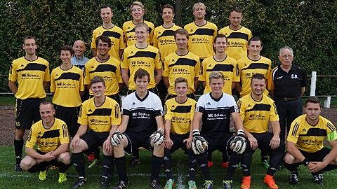 Obere Reihe von Links: Dennis Tepe, Dominic Möller, Rafael Gieseke, Dennis Siefke, Thomas Glowinski
Mittlere Reihe von Links: Mathias Schmutte, Markus Herzog, Trainer Maik Tölch, David Eisele, Thomas Stuntebeck, Christoph vor dem Mesche, Felix Schmock, Alexander Neiwert, Betreuer Stefan Böckmann,
Untere Reihe: Vize-Kapitän Pierre Bitter, Christian Knoll, Maximilian Barjenbruch, Pierre Brüggemann, Niclas Stahl, Georg Kamyschnikow, Kapitän Florian Böse
Es fehlt: Philipp Stahl, Ansgar Heine