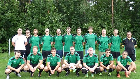 Stehend von links nach rechts: Seitz, Braun S., Neuhierl, Putzer, Lose, Fischer, Hermann, Schneider, Feuerer, Schrader
Knieend von links nach rechts: Falls, Grenzer, Straller, Fähnrich, Strasser D., Scheuber, Birzer

Fotograf: Johann Huber