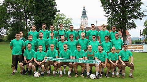 1. und 2. Meistermannschaft des FC Aldersbach