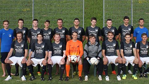 Hintere Reihe von Links: Oliver Schluchter, Daniel Ullmann, Stefan Kretzschmar, Matthias Stryczek, Max Schiereis, Kevin Meier, Benni Vesely, Alex Reichert, Manuel Bauer, Max Engelhardt.

Vordere Reihe von Links: Franz Mair, Sven Buchwald, Andreas Lahner, Christoph Kirmse (Spielertrainer), Bastian Krank, Tim Buchwald, Simon Ohnheiser, Oliver Pelikan.