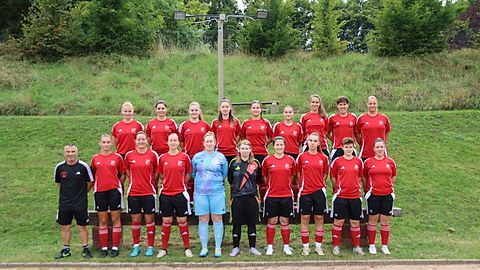 Mannschaftsfoto: Frauen - 1. Mannschaft - SV Göttelborn - Saison 25/26