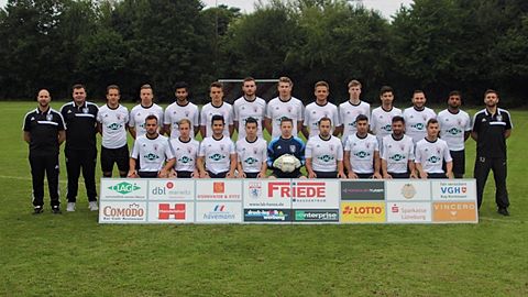 Hintere Reihe (v.l.n.r.):
Mohamed Maatouk (Spieler/Co-Trainer), Jaroslav Detko (Spieler/Co-Trainer), Mayas Nakkar, Eugen Schatz, Mert Büyükyilmaz, Niclas von Schnackenburg, Kevin-Baptiste Schankin, Karl-Ole Schell, Jonas Lübbers, Fabian Stolinski, Samy Maatouk, Atillla Sapan, Önder Cinar, Konstantin Balkowski (Trainer)

Vordere Reihe (v.l.n.r.):
Thomas Gnida, Yannick Heyden, Sekander Rasul, Kevin Hartmann, Adrian Ramotowski, Oliver Gierke, Alper Al, Saffet Cinar, Kamel-Ramon Mounzer