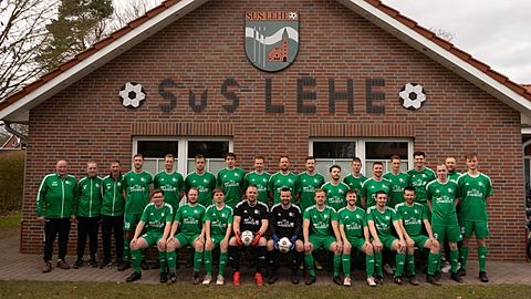 Mannschaftsfoto: Herren - 1. Mannschaft - SuS Lehe 1956 - Saison 25/26