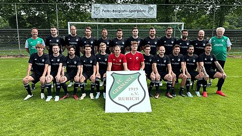 Obere Reihe v.l.n.r.: Trainer Bernd Nief, Moritz Nollmann, Stefan Schmitz, Michal Haranczyk, Yannick Wellens, Thomas Lambertz, Felix Nollmann, René Lambertz, Mark Lambertz, Khaled Hamdan Ali Khan, Dennis Schieren, Betreuer Jürgen Eisen

Vordere Reihe v.l.n.r.: Nils Ingendorn, Nicolas Esch, Dennis Engels, Julian Köber, Justin Longley, Thomas Krings, Sebastian Syben, Arjan Gerrath, Adrian Huppertz, Simon Zitz, Deniz Hagen, Rick Hennecken

Es fehlen: Florian Syben, Marc Bräuer, Niclas Küsgens